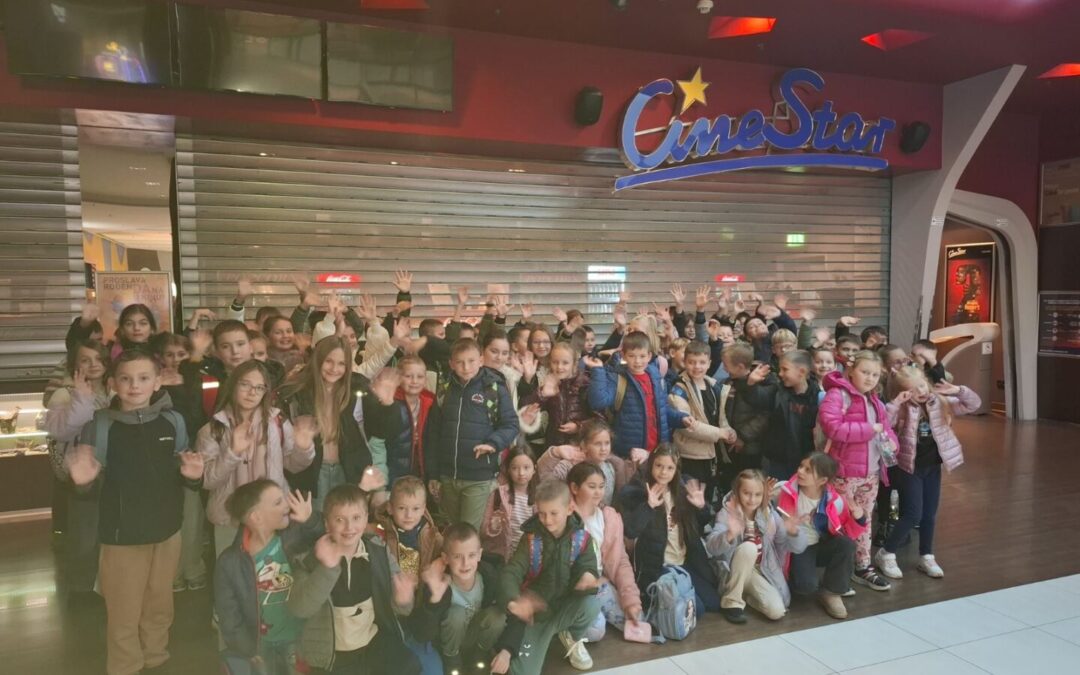 Posjet učenika razredne nastave kinu i Državnom arhivu Slavonski Brod