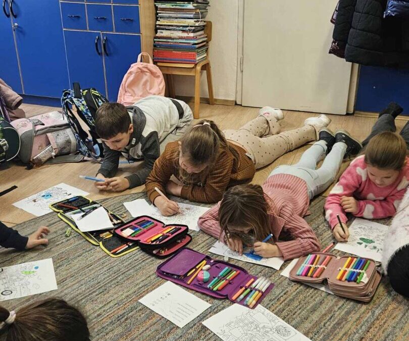 Narodna knjižnica i čitaonica Oriovac